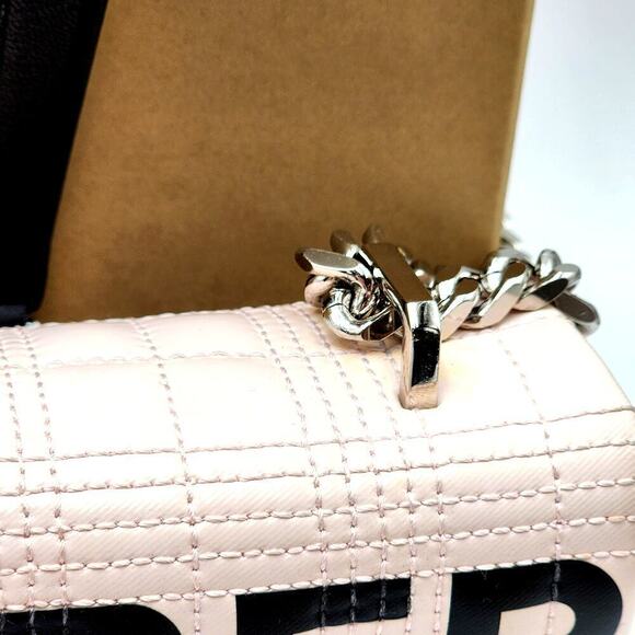 BURBERRY PATENT QUILTED HORSEFERRY PRINT SMALL LOLA BAG PINK - Picture 5 of 16